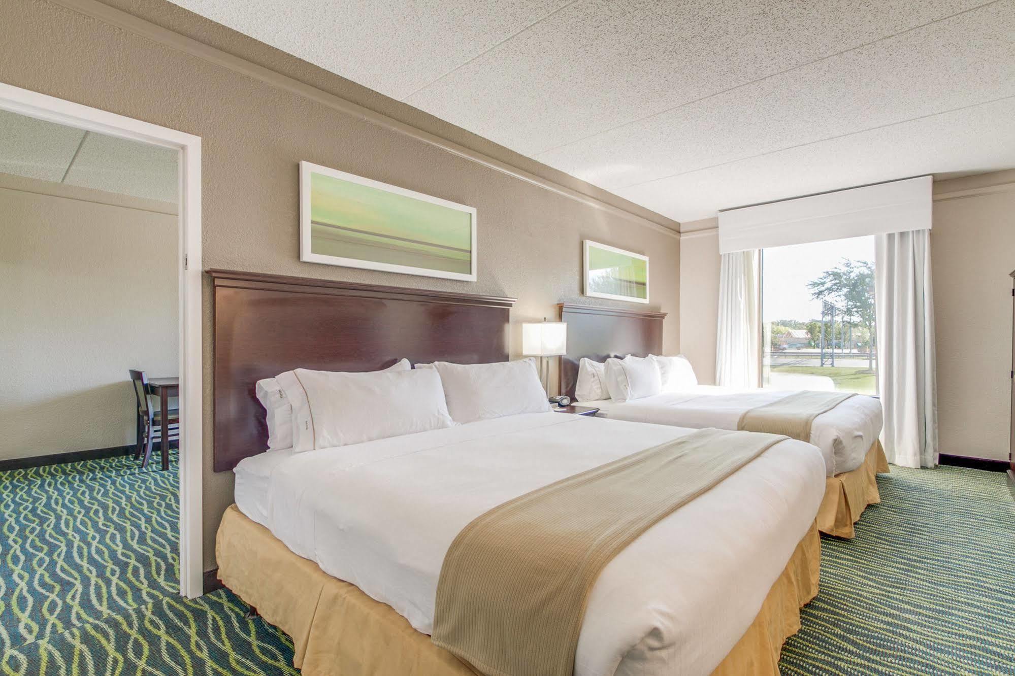 Holiday Inn Express Hotel & Suites Midlothian Turnpike By Ihg North Chesterfield Exterior photo