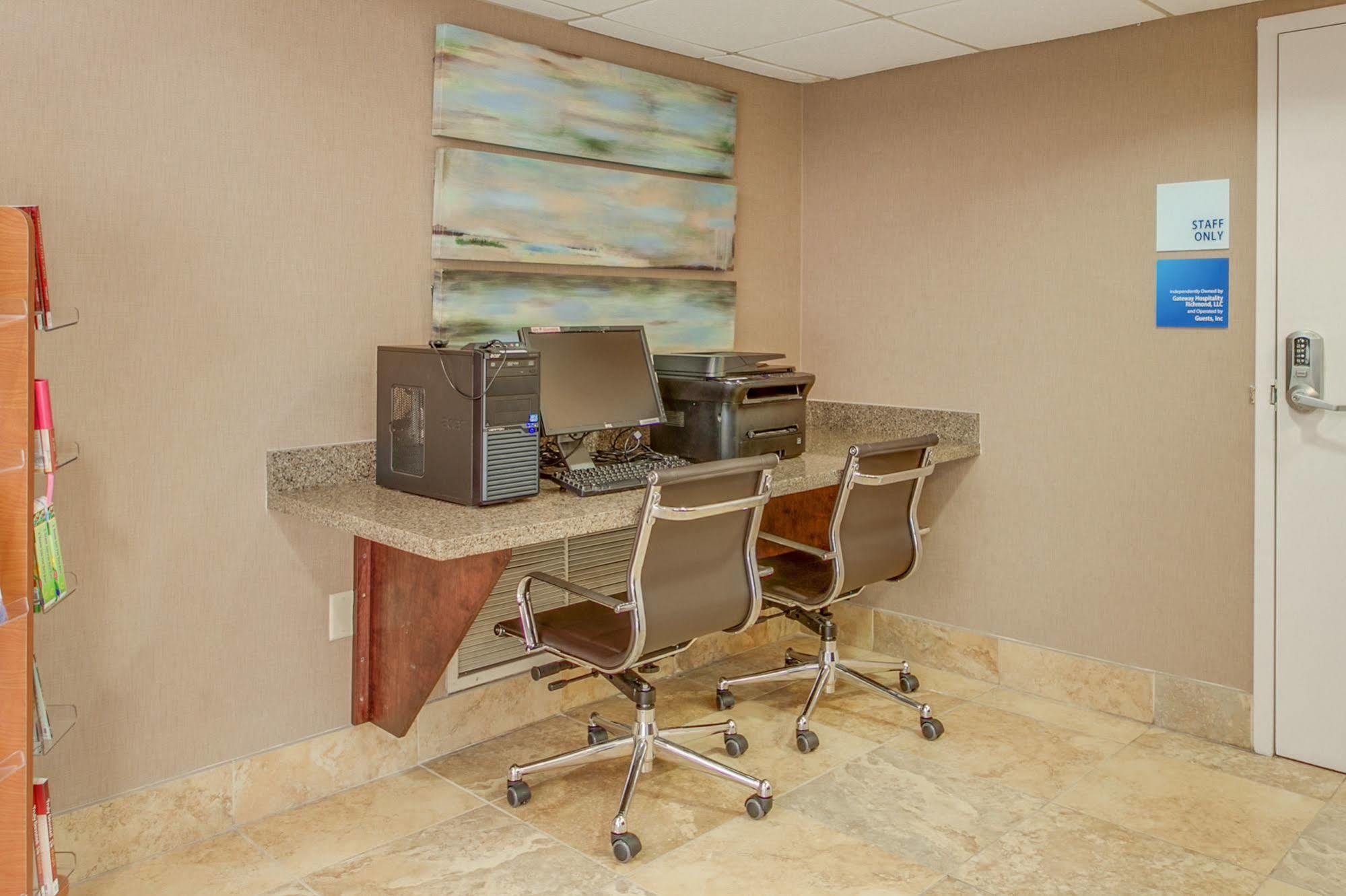 Holiday Inn Express Hotel & Suites Midlothian Turnpike By Ihg North Chesterfield Exterior photo